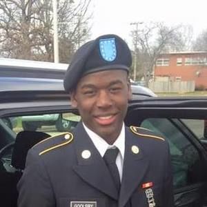 Meet your Posher, Desmond